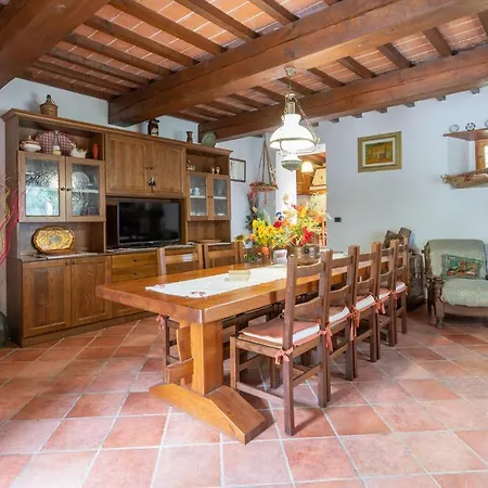 Holiday home Awesome In Dicomano Fi